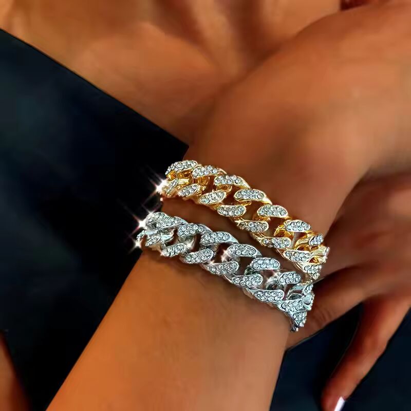 Luxury Fashion Punk Rhinestone Bracelet for Women Men Hiphop Cuban Link Bracelets Simple Design Golden Silver Color Jewelry Gift